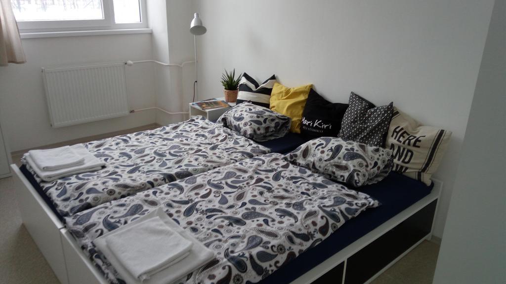 Mari Kiri Penzion Bratislava Bagian luar foto